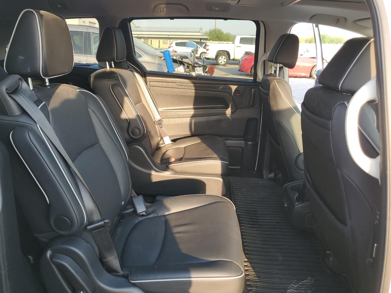 2025 Honda Odyssey Touring VIN: 5FNRL6H82SB004745 Lot: 65039675