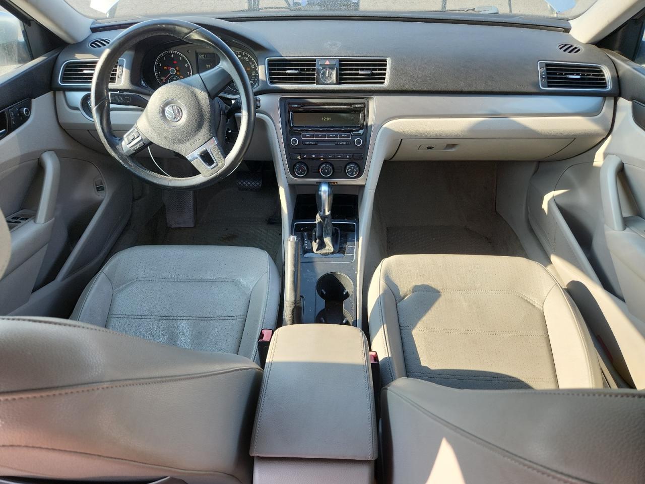 2014 Volkswagen Passat S VIN: 1VWAS7A34EC048913 Lot: 64833545