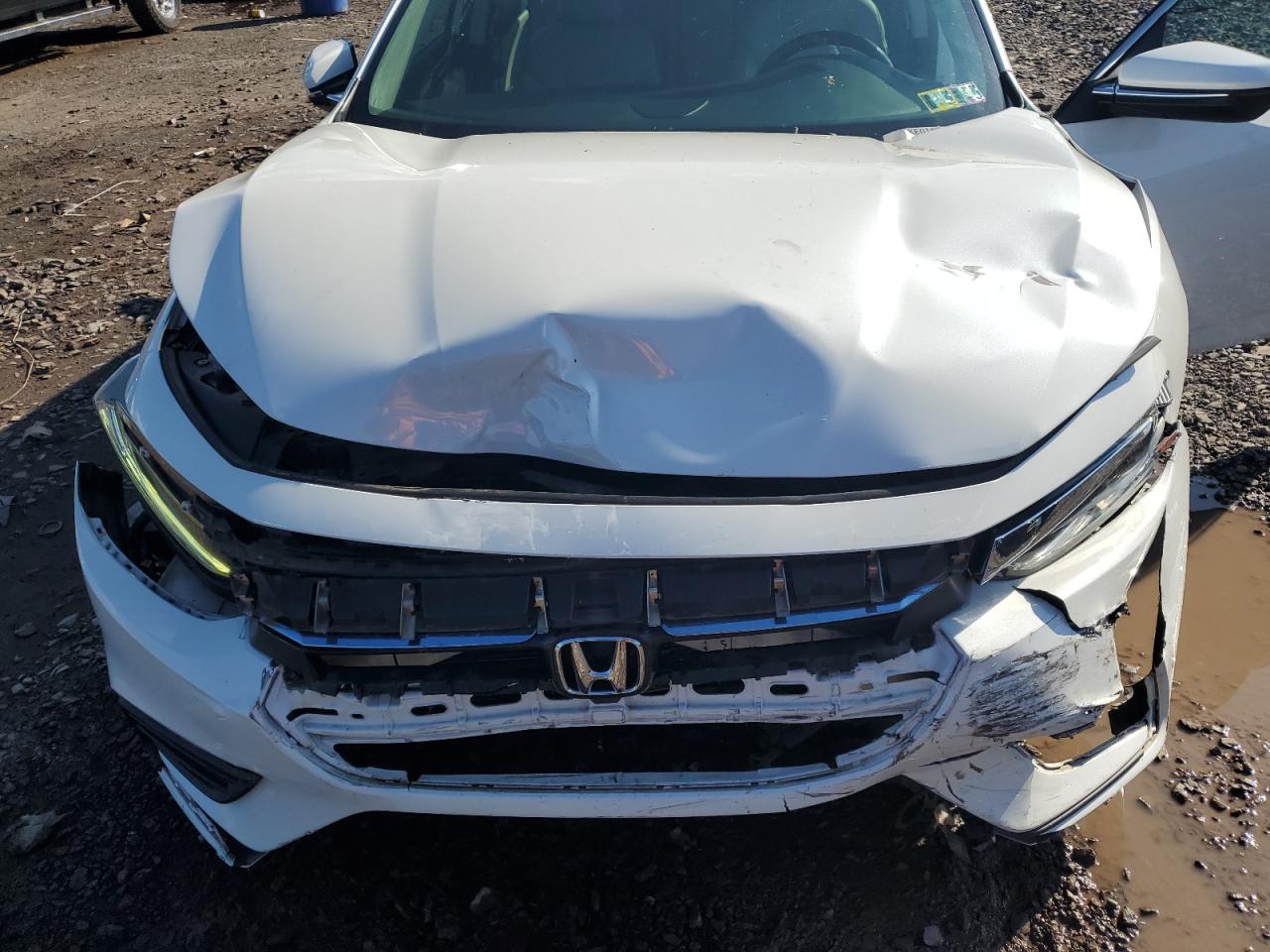 2019 Honda Insight Touring VIN: 19XZE4F9XKE015640 Lot: 64859335