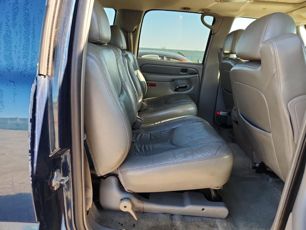 2005 GMC Yukon Xl Denali VIN: 1GKFK66UX5J200908 Lot: 63715455