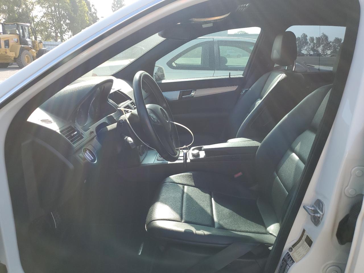2011 Mercedes-Benz C 300 VIN: WDDGF5EBXBA525123 Lot: 63349885