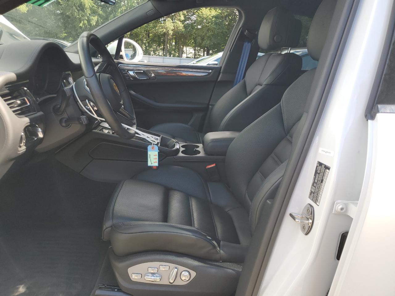 2025 Porsche Macan Gts VIN: WP1AF2A53SLB50256 Lot: 65443775