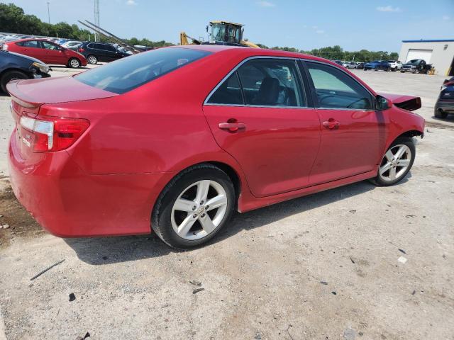  TOYOTA CAMRY 2014 Czerwony