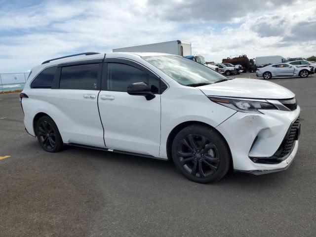  TOYOTA SIENNA 2022 Белы