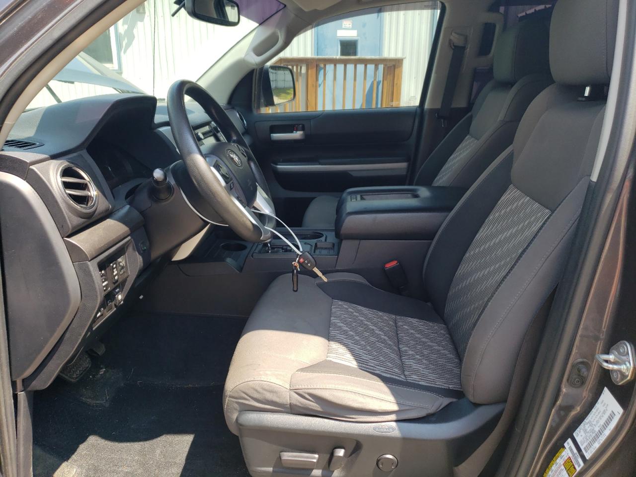 2019 Toyota Tundra Crewmax Sr5 VIN: 5TFDY5F13KX779833 Lot: 64601955
