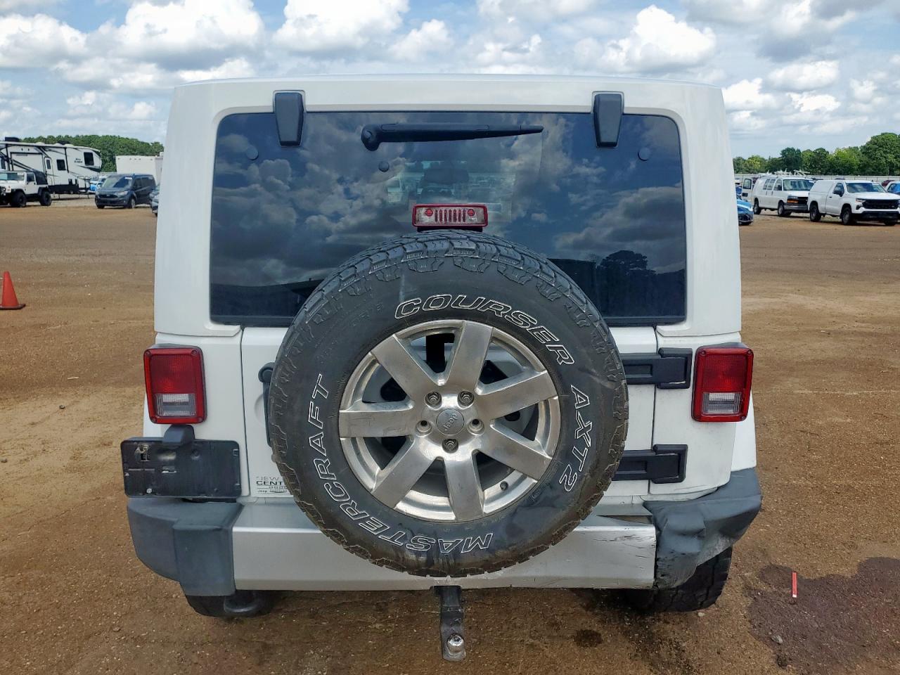 2013 Jeep Wrangler Sahara VIN: 1C4AJWBG9DL506476 Lot: 63811405