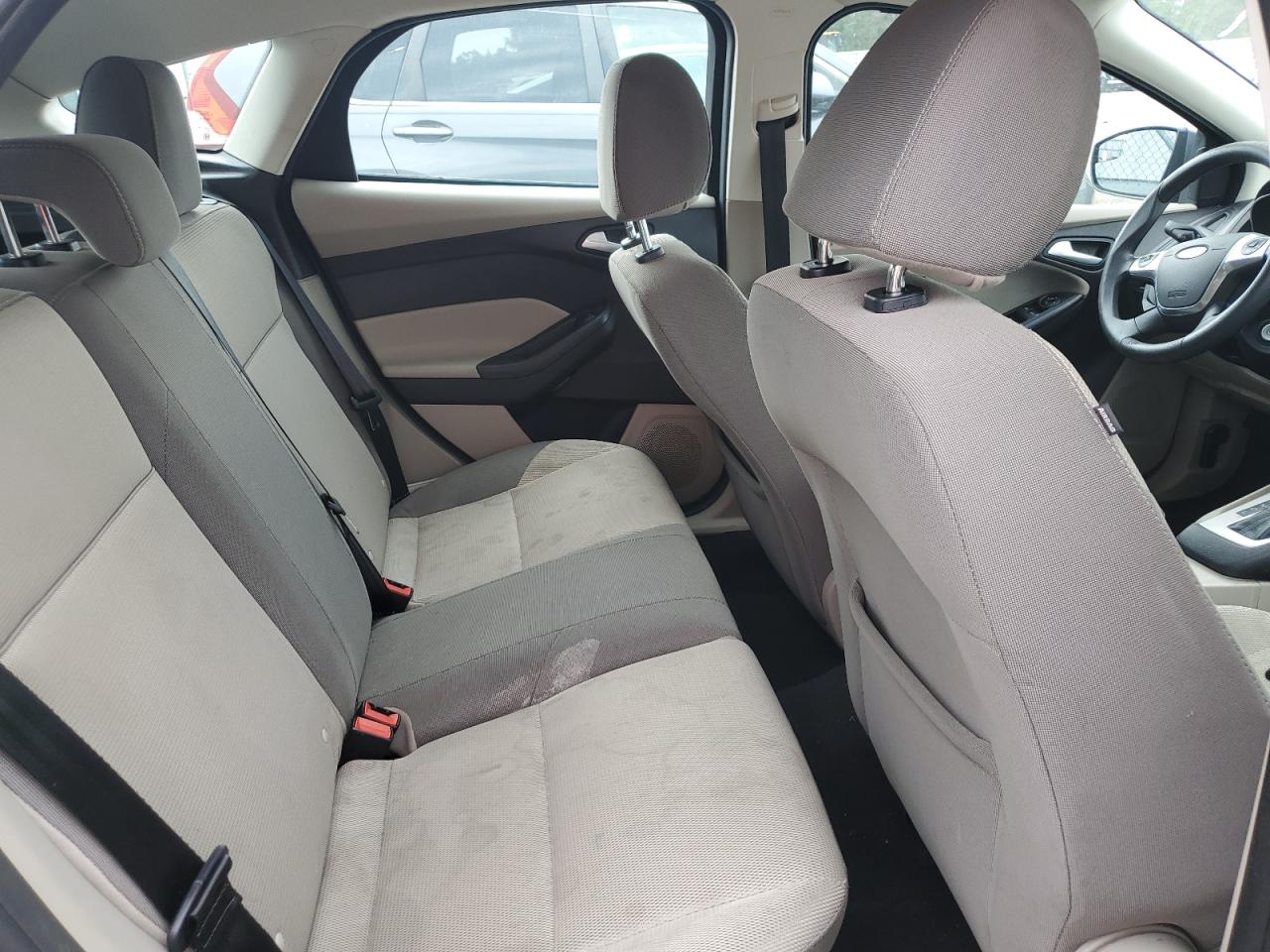 2014 Ford Focus Se VIN: 1FADP3K25EL448565 Lot: 63809475