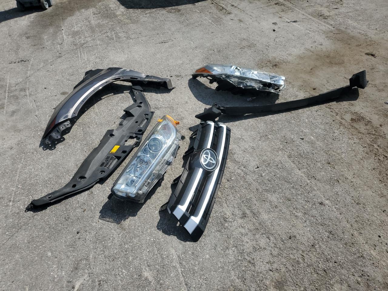 2017 Toyota Highlander Se VIN: 5TDJZRFH6HS470358 Lot: 65346995