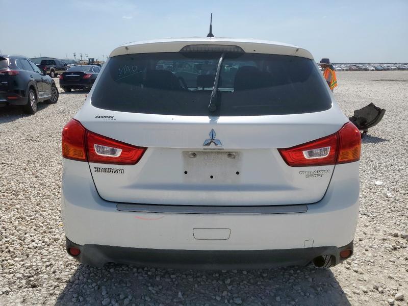  MITSUBISHI OUTLANDER 2016 White