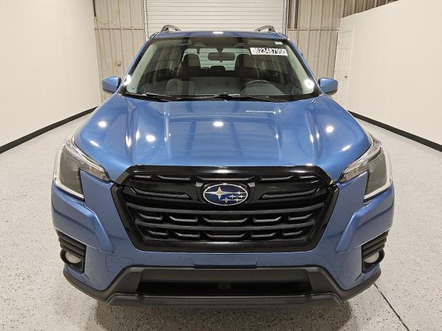  SUBARU FORESTER 2023 Granatowy