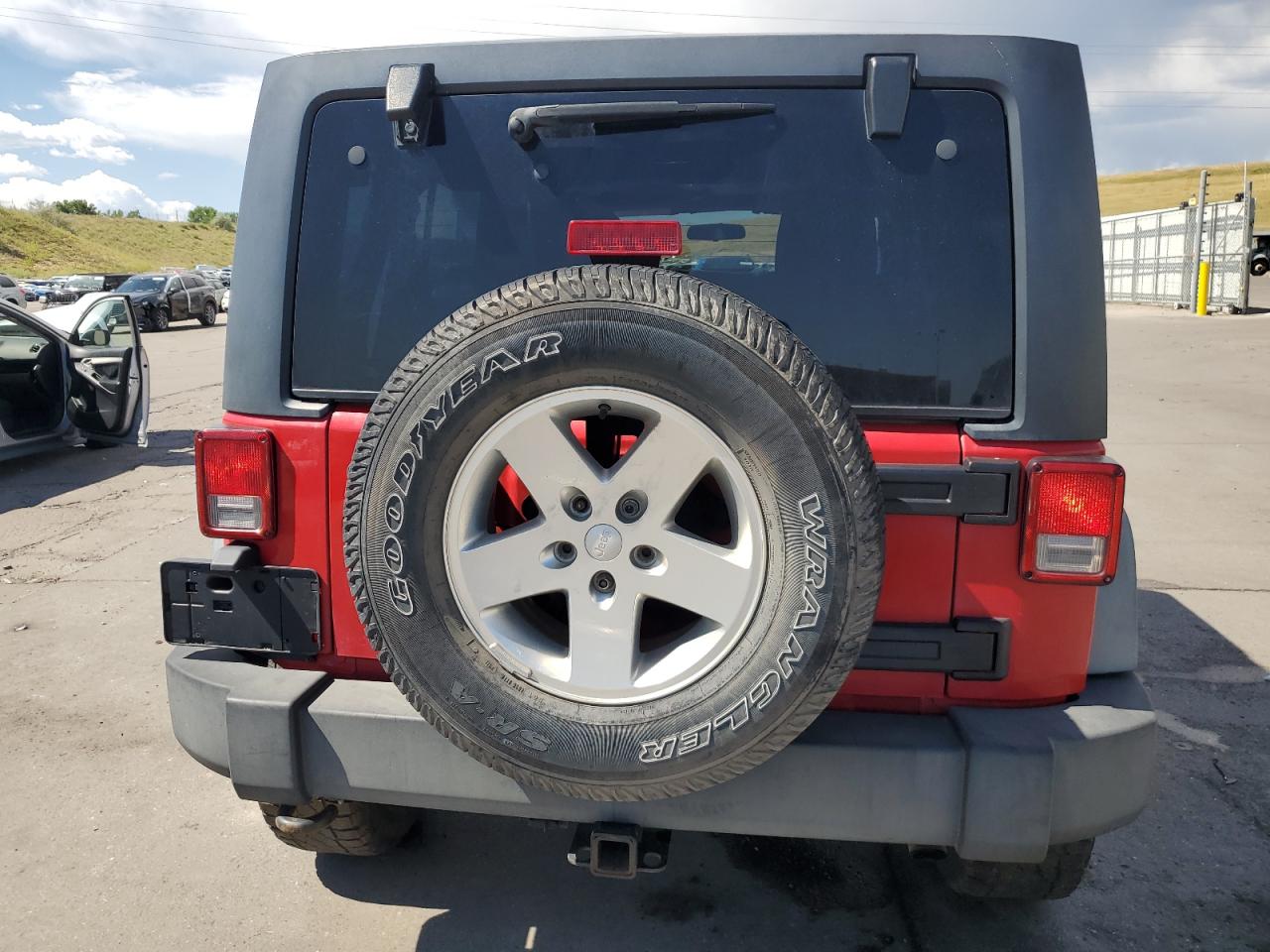 2012 Jeep Wrangler Unlimited Sport VIN: 1C4BJWDGXCL135635 Lot: 64041325
