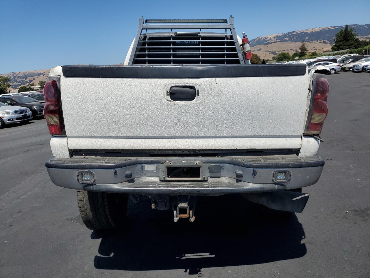 2003 Chevrolet Silverado K2500 Heavy Duty VIN: 1GCHK23133F253666 Lot: 63904645