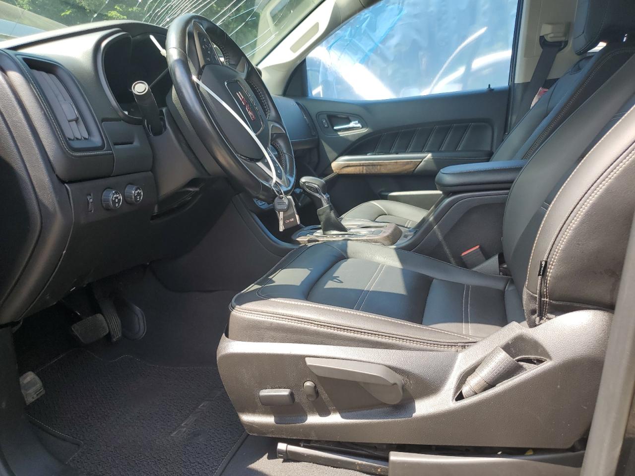 2022 GMC Canyon Denali VIN: 1GTG6EEN1N1218416 Lot: 63737725