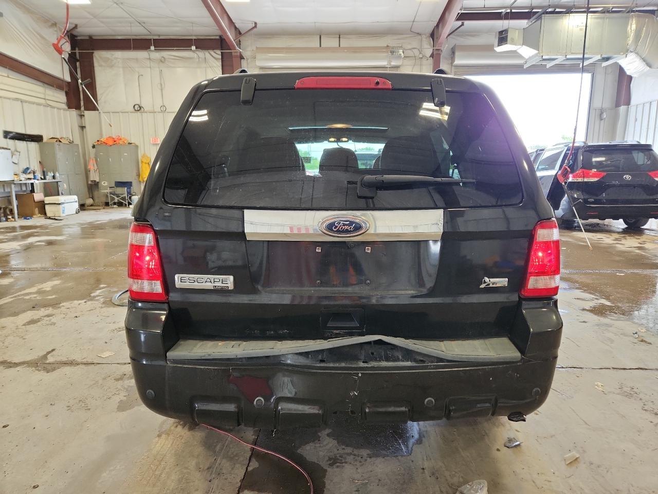 2011 Ford Escape Limited VIN: 1FMCU9EG5BKA27130 Lot: 65334535