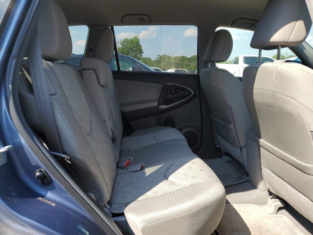 2011 Toyota Rav4 VIN: 2T3BF4DV4BW170266 Lot: 63325095