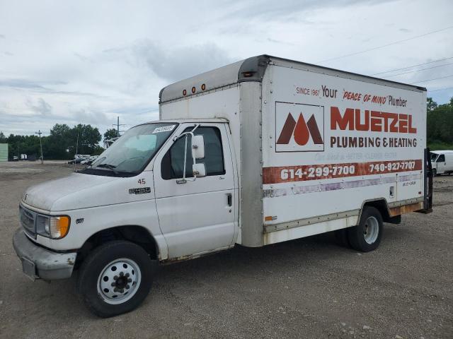 2001 Ford Econoline E450 Super Duty Cutaway Van