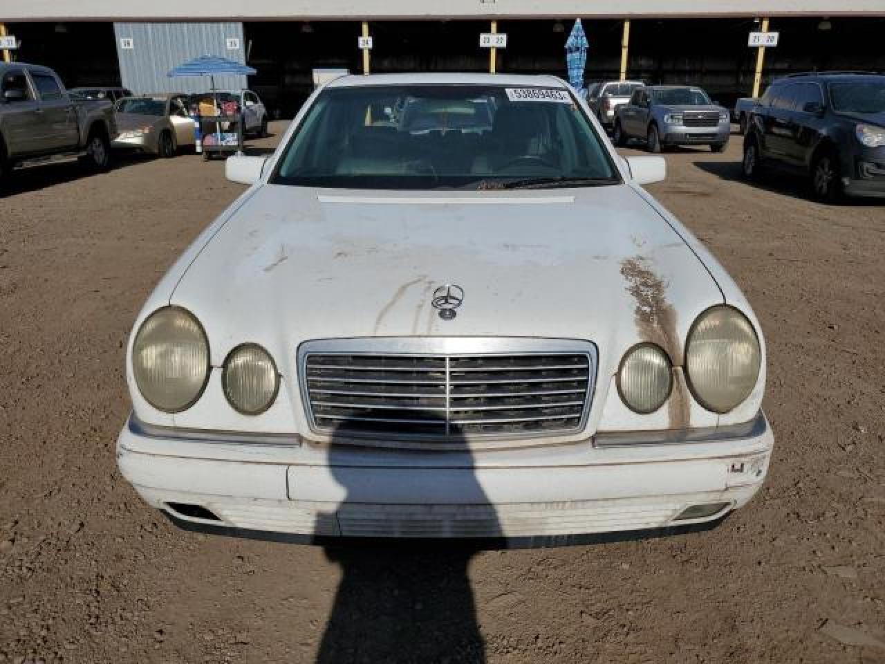 WDBJF65H3XA786979 1999 Mercedes-Benz E 320