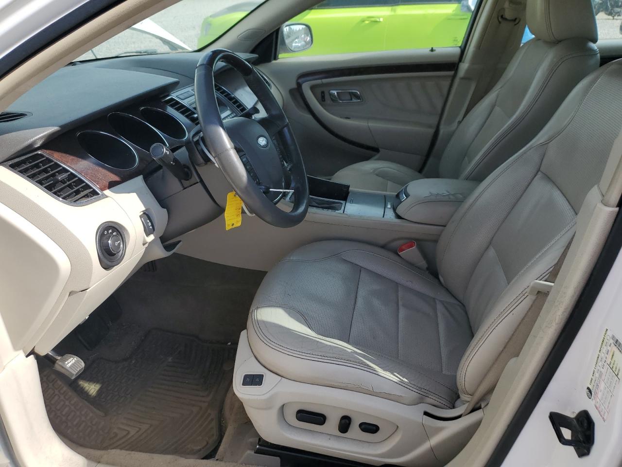 2011 Ford Taurus Limited VIN: 1FAHP2FW5BG188746 Lot: 63993975