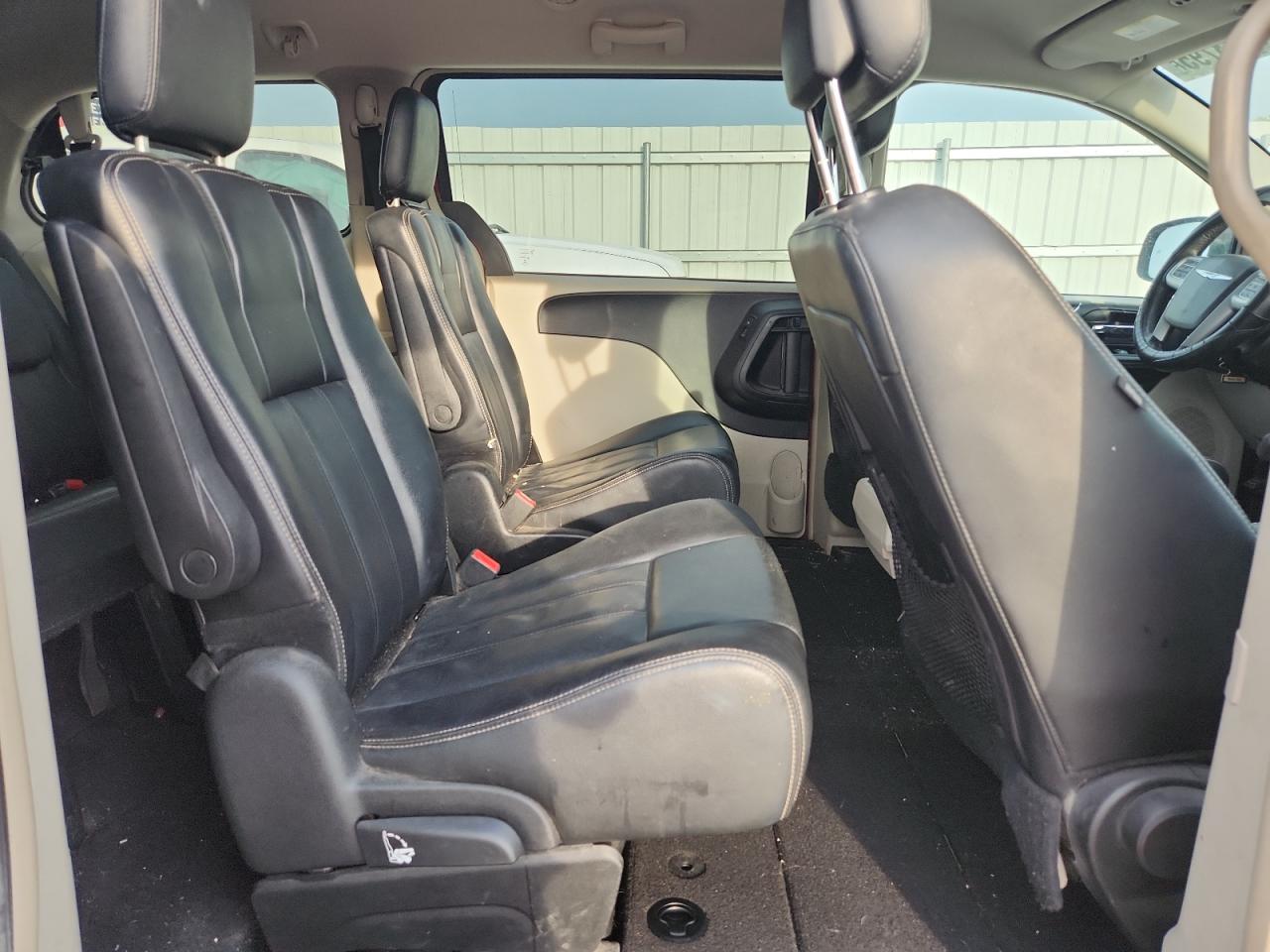 2014 Chrysler Town & Country Touring VIN: 2C4RC1BG7ER168892 Lot: 64443795