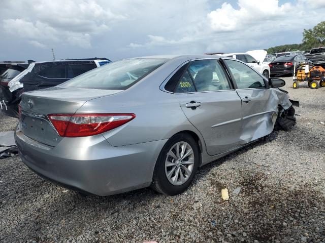  TOYOTA CAMRY 2016 Silver