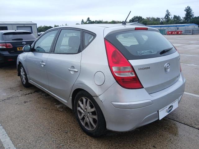 2011 HYUNDAI I30 COMFOR