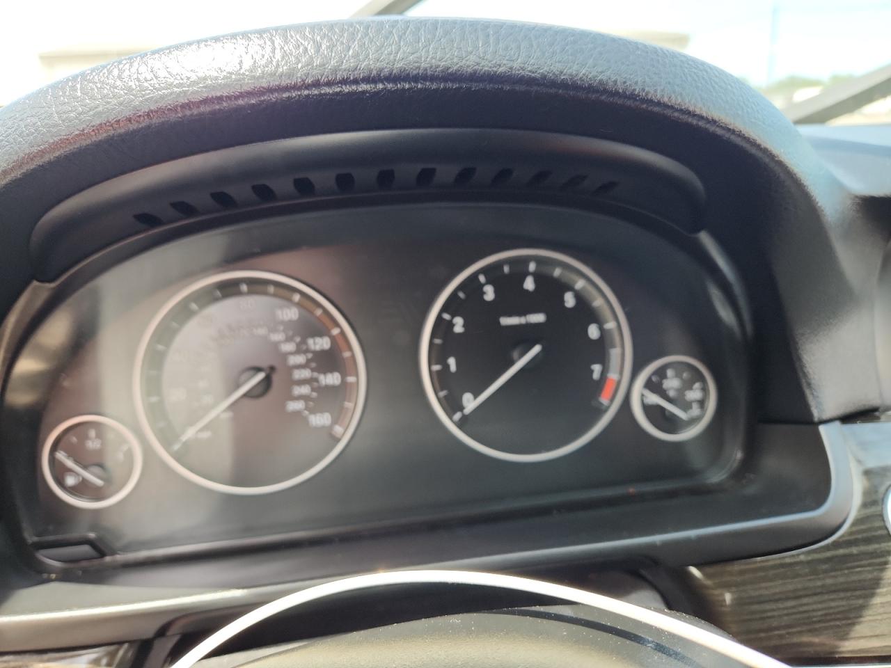 2015 BMW 528 Xi VIN: WBA5A7C58FD625294 Lot: 65240385