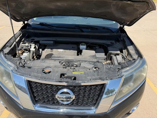 Parquets NISSAN PATHFINDER 2015 Czarny