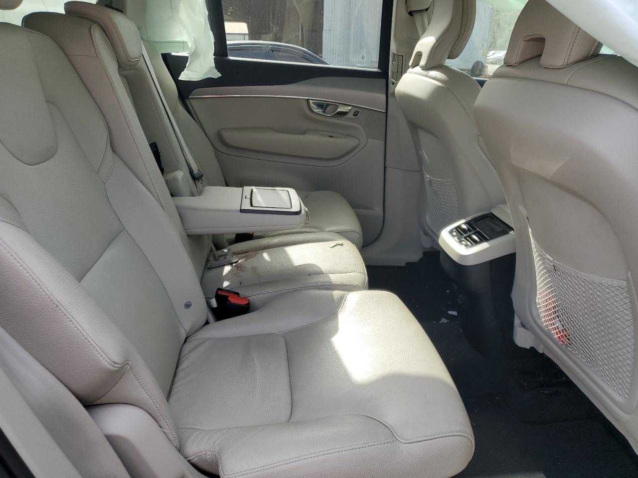 2022 Volvo Xc90 T5 Momentum VIN: YV4102CK9N1850088 Lot: 63163305