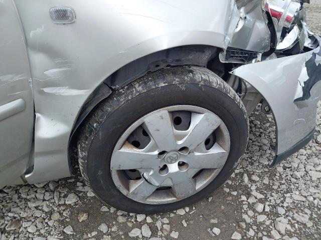 2005 TOYOTA COROLLA T2