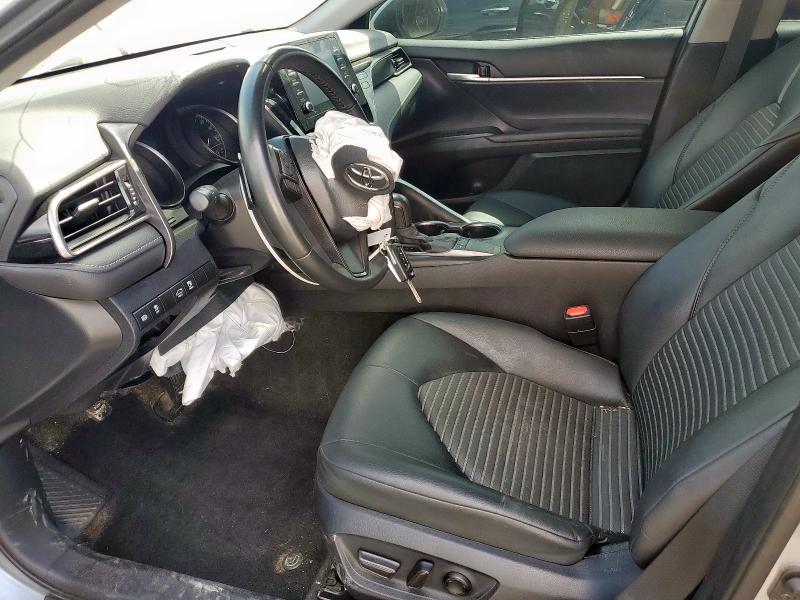  TOYOTA CAMRY 2024 Srebrny