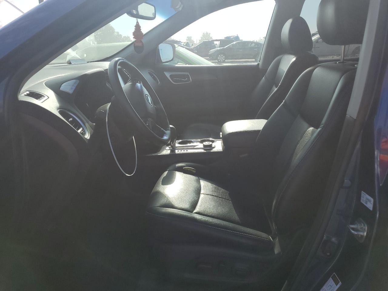 2019 Nissan Pathfinder S VIN: 5N1DR2MM9KC629737 Lot: 64132255