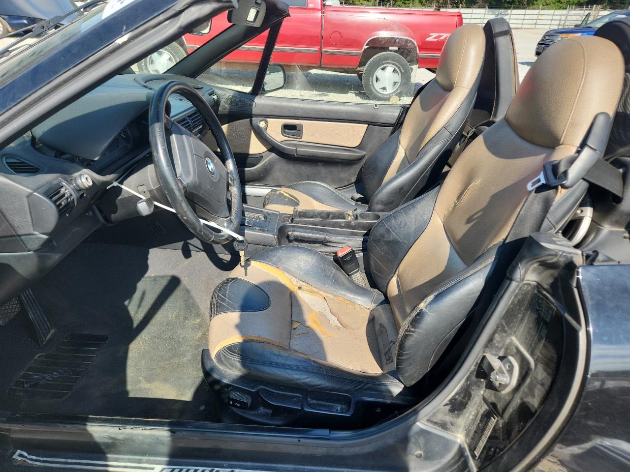 1998 BMW Z3 1.9 VIN: 4USCH7324WLD15304 Lot: 63747755