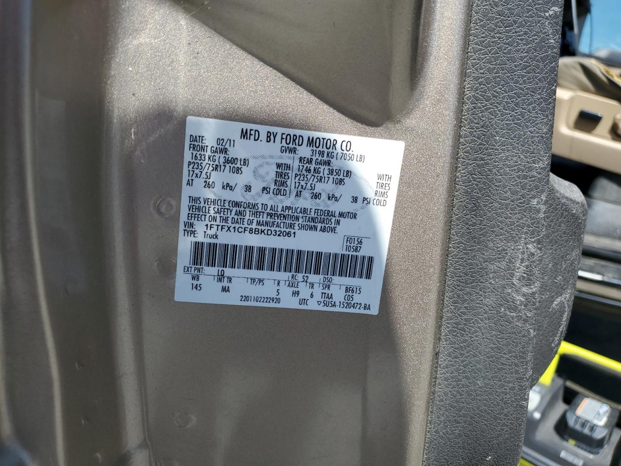 2011 Ford F150 Super Cab VIN: 1FTFX1CF8BKD32061 Lot: 63427195
