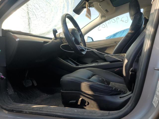  TESLA MODEL 3 2018 Srebrny