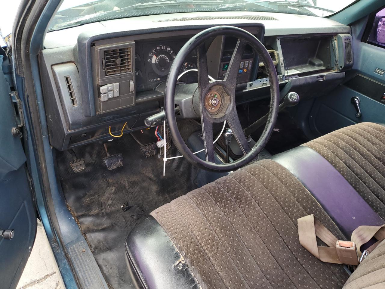 1990 Chevrolet Gmt-400 K1500 VIN: 1GCDK14Z2LZ217639 Lot: 65280915