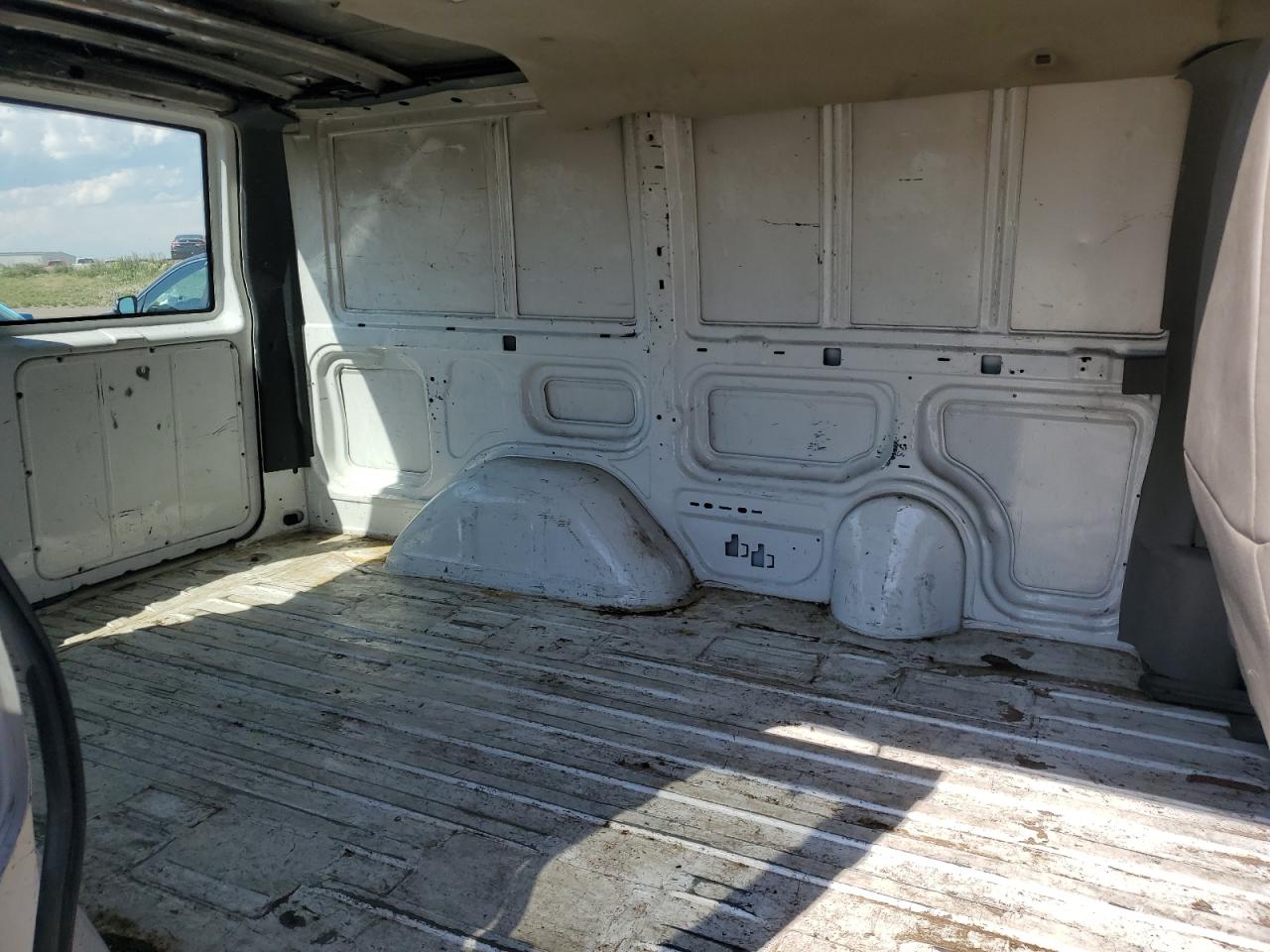 2004 Chevrolet Astro VIN: 1GCDM19X24B102583 Lot: 63305985