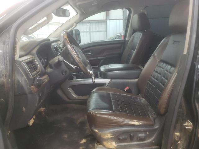  NISSAN TITAN 2017 Black