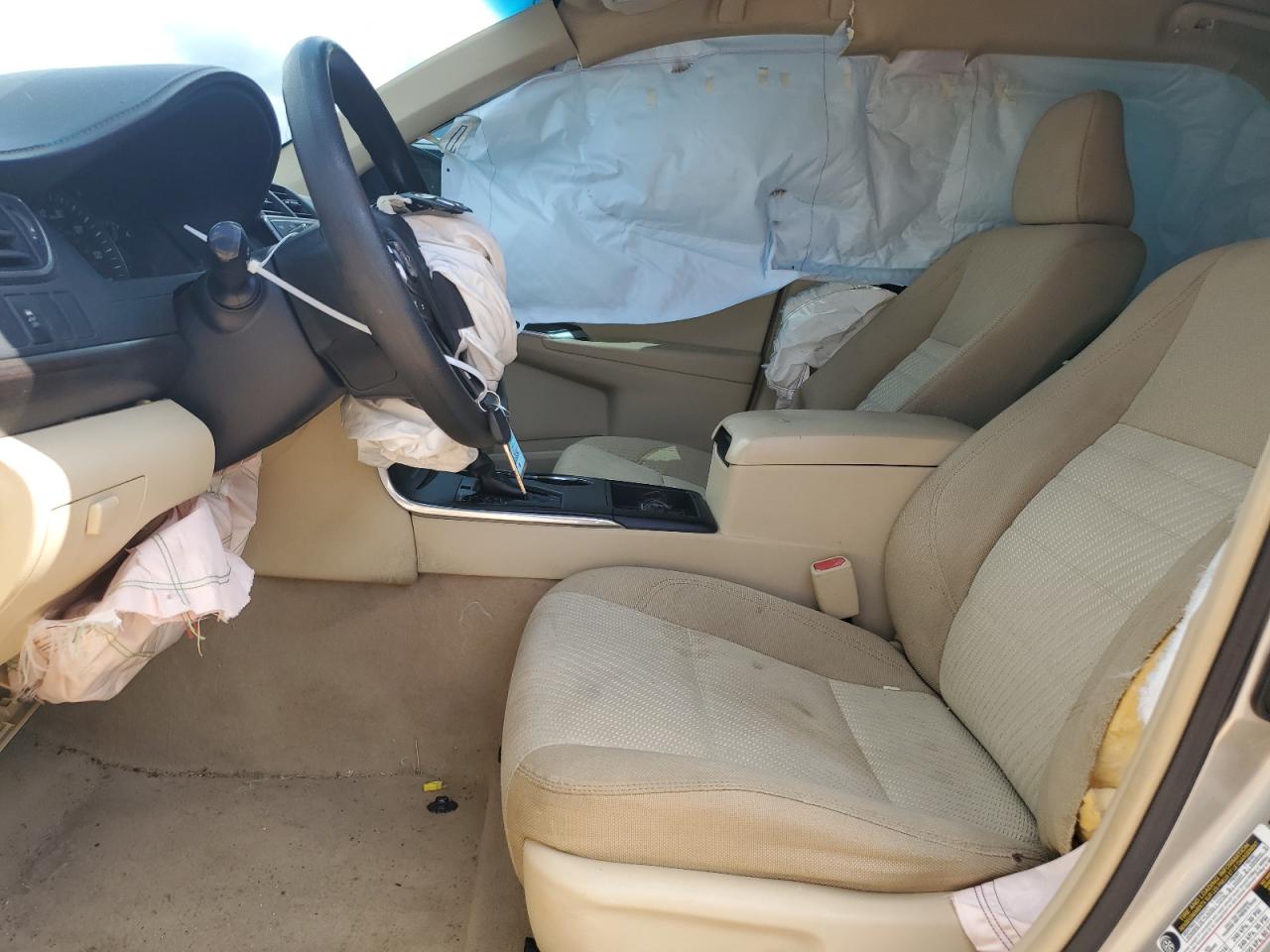 2015 Toyota Camry Le VIN: 4T1BF1FK0FU897114 Lot: 63938225