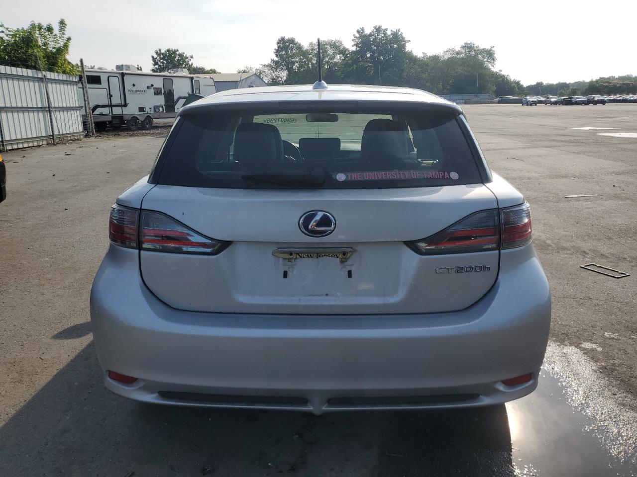 2011 Lexus Ct 200 VIN: JTHKD5BH1B2028828 Lot: 63007295
