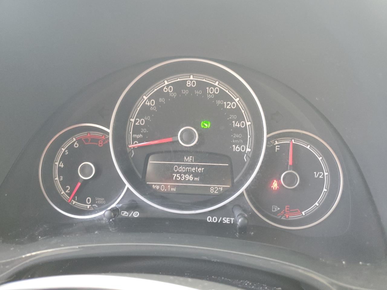 2018 Volkswagen Beetle S VIN: 3VWFD7ATXJM721289 Lot: 64570615