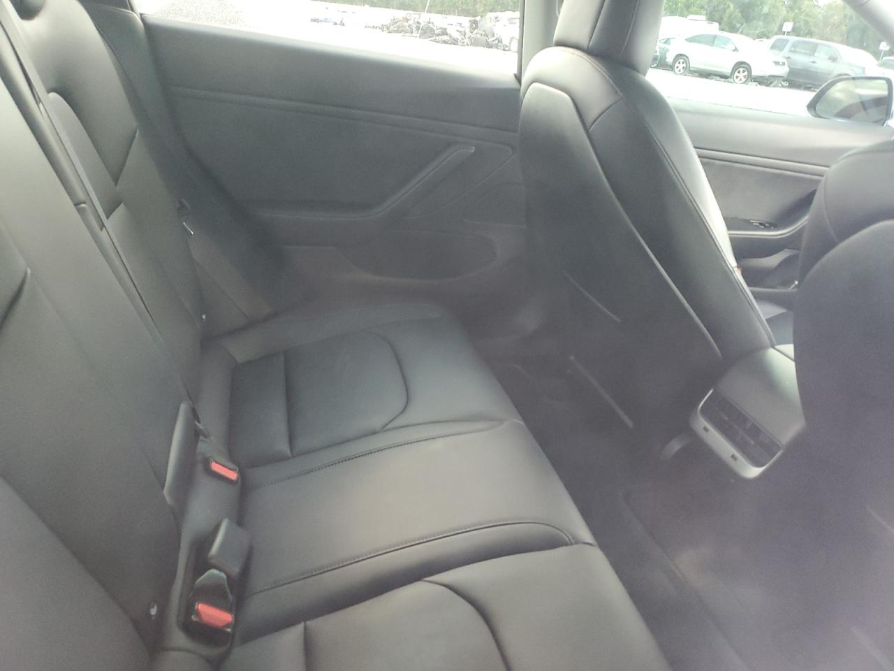 2018 Tesla Model 3 VIN: 5YJ3E1EA6JF009424 Lot: 65526675