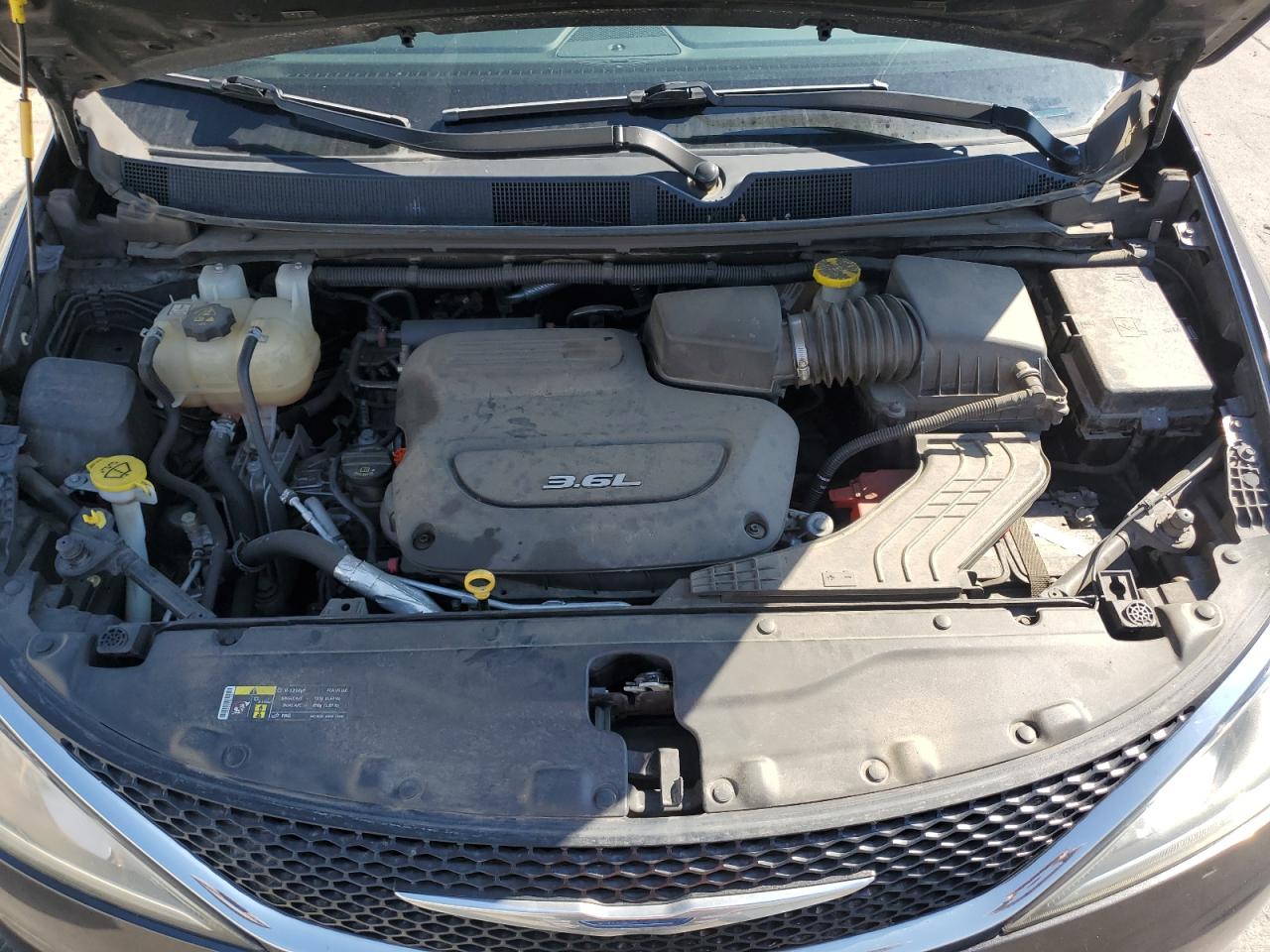 2017 Chrysler Pacifica Touring L Plus VIN: 2C4RC1EG2HR536377 Lot: 64593775