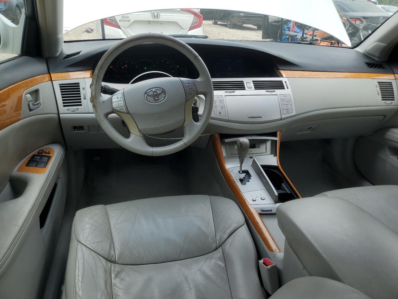 2005 Toyota Avalon Xl VIN: 4T1BK36B45U009230 Lot: 63605465