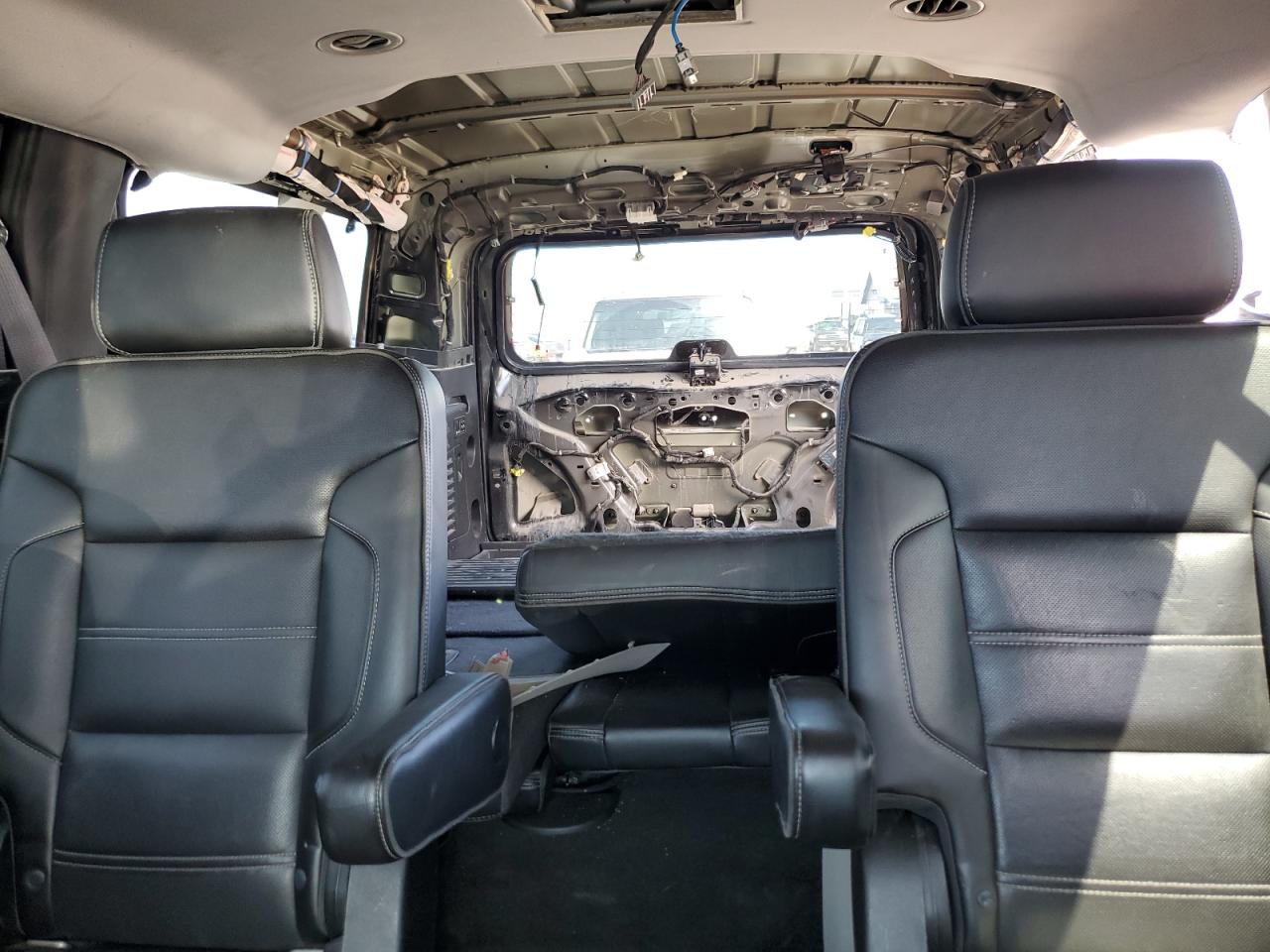 2016 GMC Yukon Xl Denali VIN: 1GKS2HKJ7GR418184 Lot: 66278465