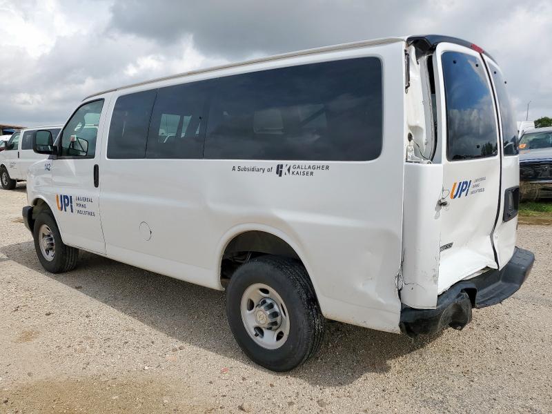  CHEVROLET EXPRESS 2021 Белы
