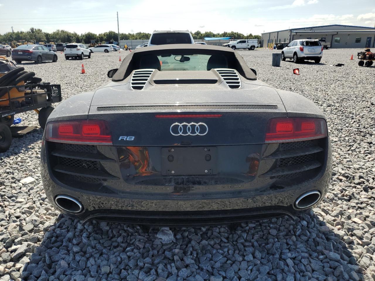 2011 Audi R8 5.2 Quattro VIN: WUAVNAFG1BN001216 Lot: 64072045