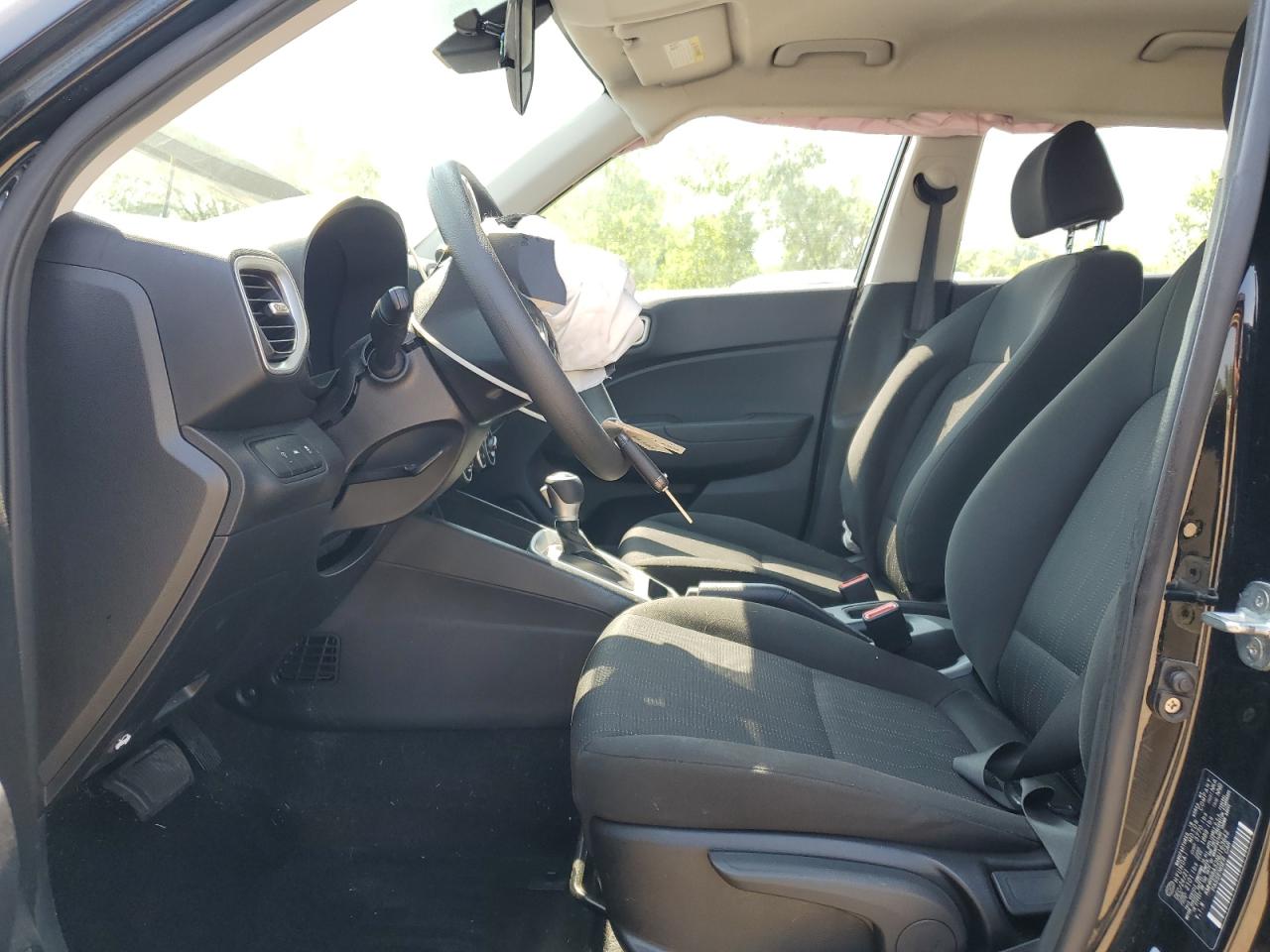2022 Hyundai Venue Se VIN: KMHRB8A32NU163642 Lot: 65085685
