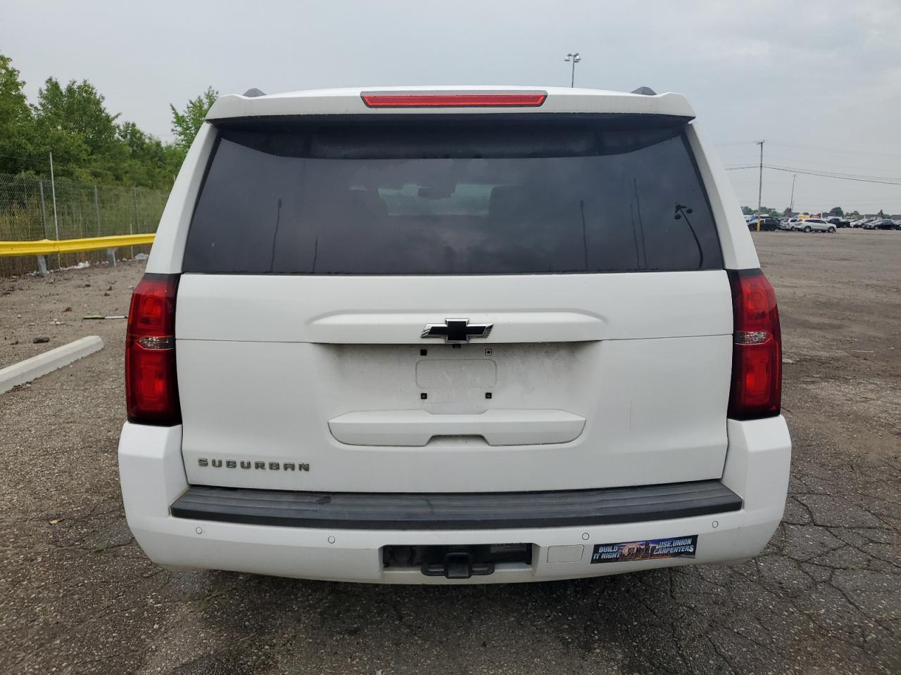 2017 Chevrolet Suburban K1500 Lt VIN: 1GNSKHKCXHR220205 Lot: 64432615