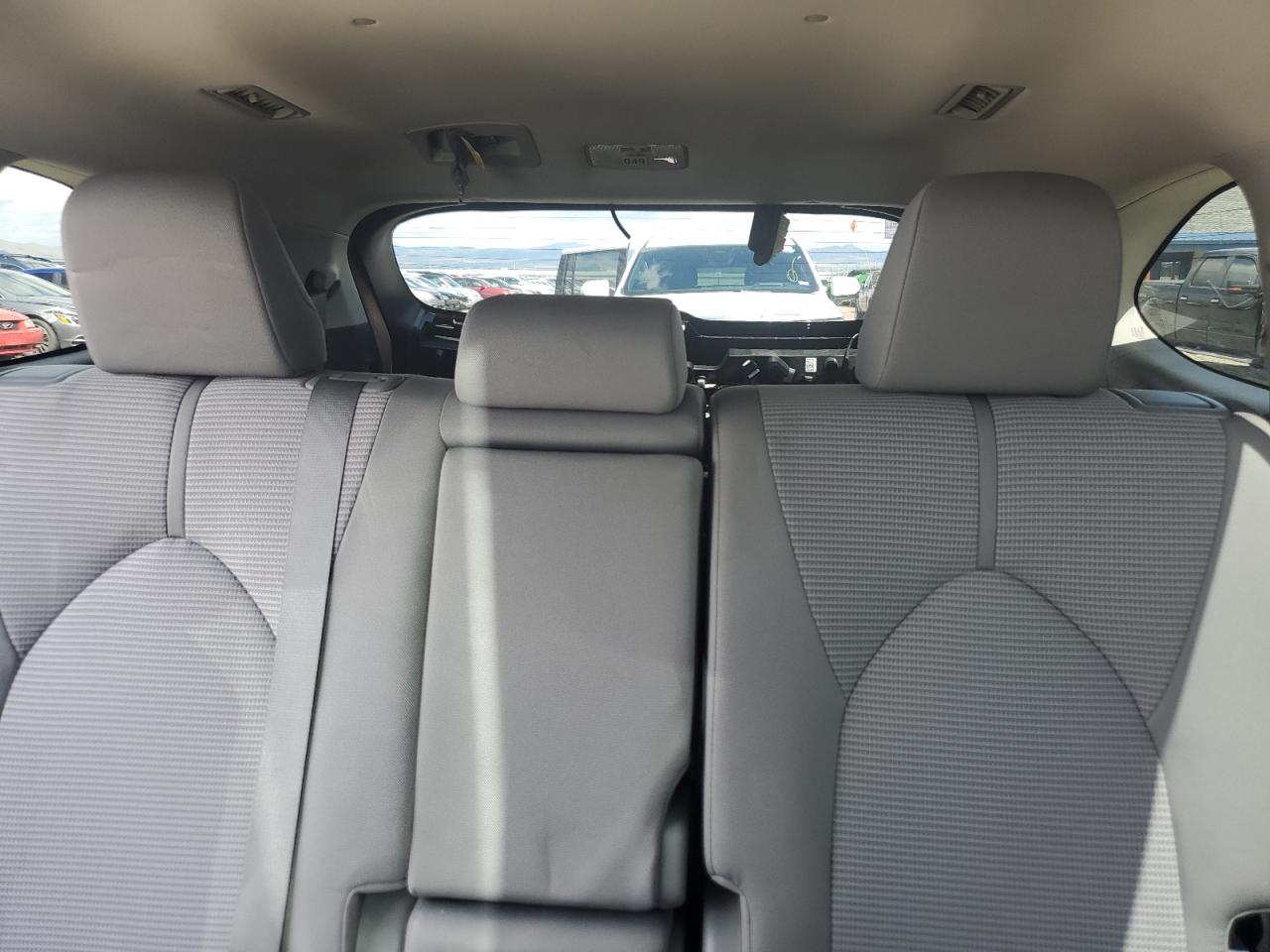 2021 Toyota Highlander L VIN: 5TDBZRBH2MS130497 Lot: 65923085