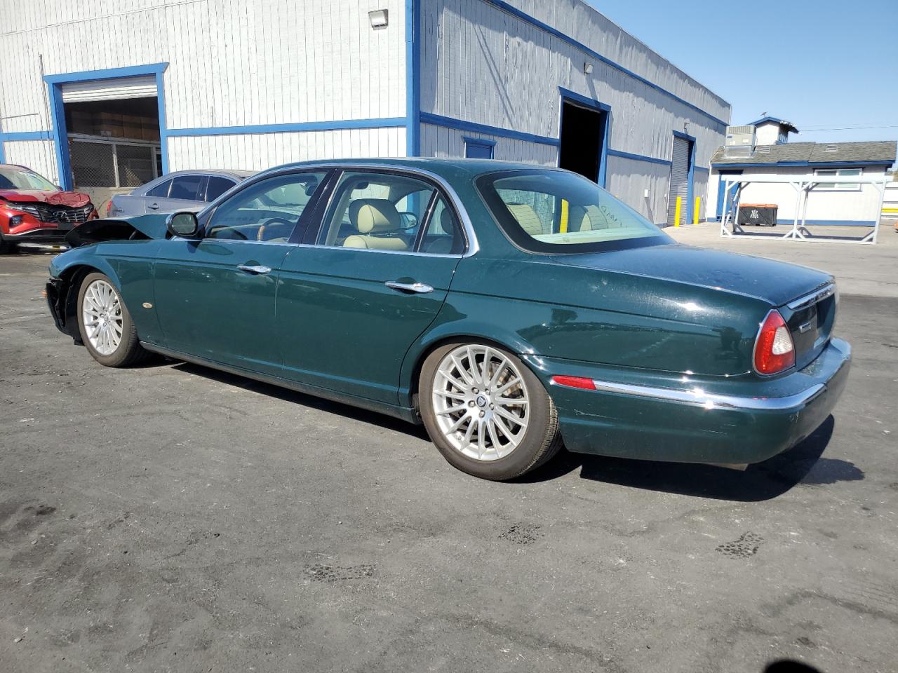 2007 Jaguar Xj8 green null gasoline SAJWA71BX7SH13359 photo #3